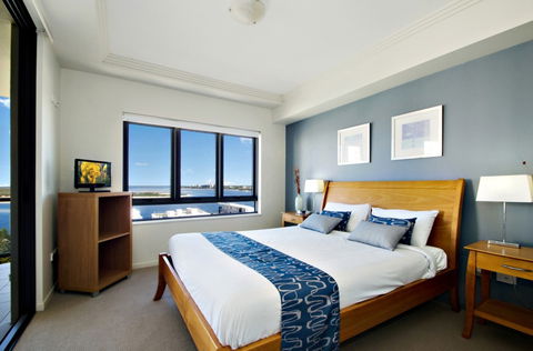 Pumicestone Blue Resort - New Castle Holiday 5