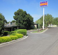 Farnham Court Motel - New Castle Holiday