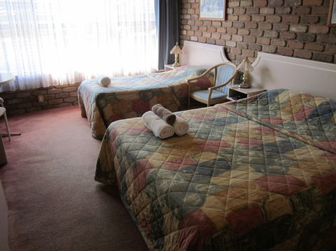 Farnham Court Motel - New Castle Holiday 4