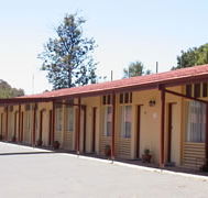 Golden Hills Motel - New Castle Holiday
