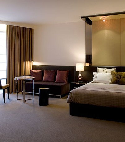 Royce Hotel - New Castle Holiday 3