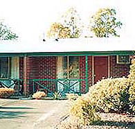 Collie Forest Motel - New Castle Holiday