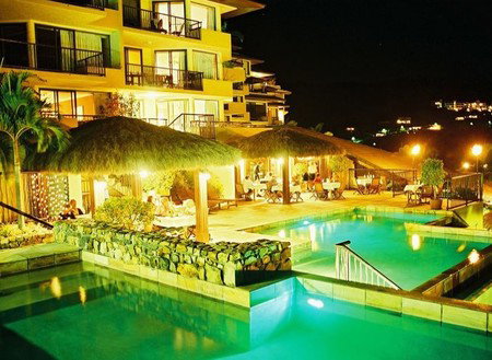 Waters Edge Resort - New Castle Holiday 1