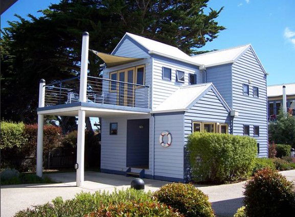 Taroon VIC New Castle Holiday