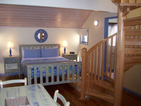 Rayville Boat Houses - New Castle Holiday 2