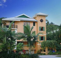 Martinique On Macrossan - New Castle Holiday