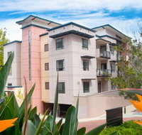 Mounts Bay Waters Apartments - New Castle Holiday