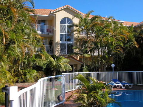 Regent Court Holiday Apartments - New Castle Holiday 3