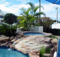 Estoril On Moffat Holiday Apartments - New Castle Holiday