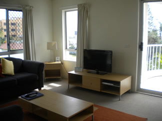 Estoril On Moffat Holiday Apartments - New Castle Holiday 8