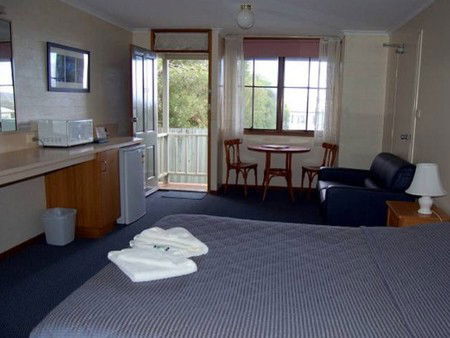 Lightkeepers Inn Motel - New Castle Holiday 1