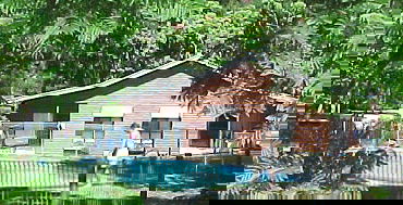 Glass House Mountains Holiday Village - New Castle Holiday 0