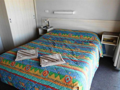 Merimbula Gardens Motel - New Castle Holiday 1