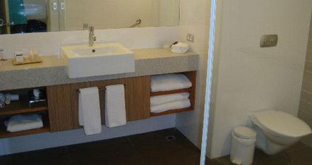 Desert Gardens Hotel - New Castle Holiday 3