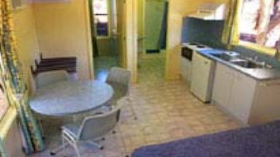 Outback Caravan Park - New Castle Holiday 1