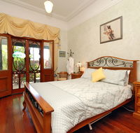 Above Bored Bed and Breakfast - New Castle Holiday