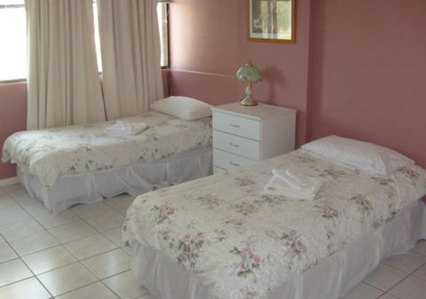 Queensleigh Holiday Apartments - New Castle Holiday 3