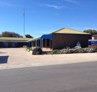 Port Victoria Hotel Motel - New Castle Holiday