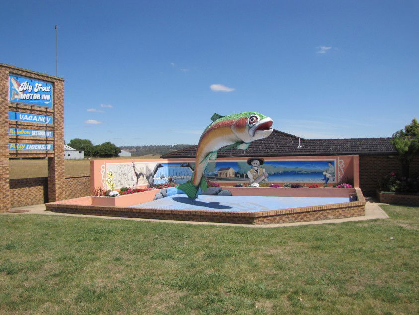 Oberon NSW New Castle Holiday