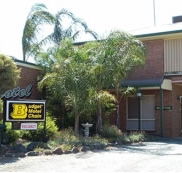 Rushworth Motel - New Castle Holiday