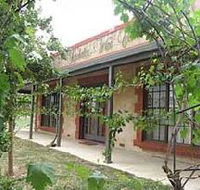 Under the Vines - New Castle Holiday