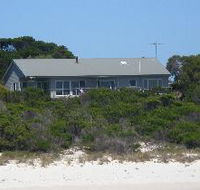Island Beach Escape - New Castle Holiday