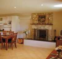 Sherwood Cottages Country Retreat - New Castle Holiday