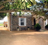 Waverley Estate - New Castle Holiday