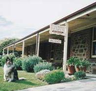 Thomas Henry's Of Port Elliot - New Castle Holiday