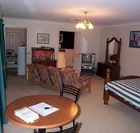 Magill Accommodation - New Castle Holiday