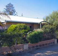 Smoky Bay Seaside Cottage - New Castle Holiday