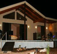 Pike River Luxury Villas - New Castle Holiday