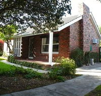 Langman Cottage - New Castle Holiday