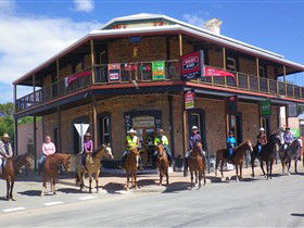 Nectar Brook SA New Castle Holiday
