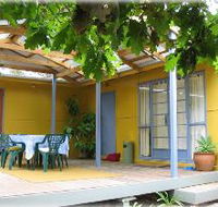 Boathaven Beach House - New Castle Holiday