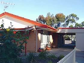 Summerhouse BnB - New Castle Holiday 0