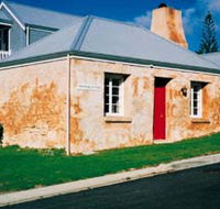 The Criterion Cottage - New Castle Holiday