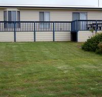 Kiandra Beach House - New Castle Holiday