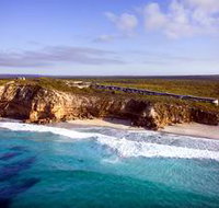 Southern Ocean Lodge - New Castle Holiday