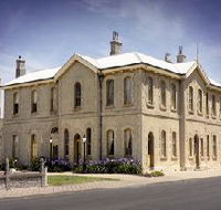 The Customs House - New Castle Holiday