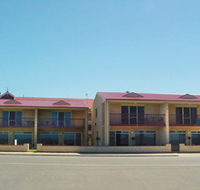 Tumby Bay Hotel Seafront Apartments - New Castle Holiday