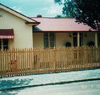 Clara's Cottage - New Castle Holiday