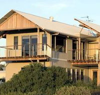 Tipara - New Castle Holiday