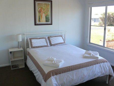 Beachport Escape - New Castle Holiday 3