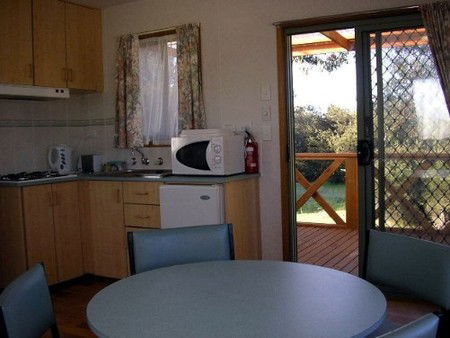 Seal Bay Cottages (Kaiwarra) - New Castle Holiday 3