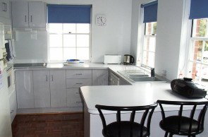 Lakeman Apartment - New Castle Holiday 1