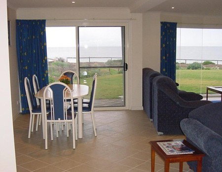 Moonta Bay Escape - New Castle Holiday 2