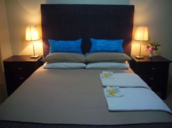 River Walk Cottage - New Castle Holiday 1