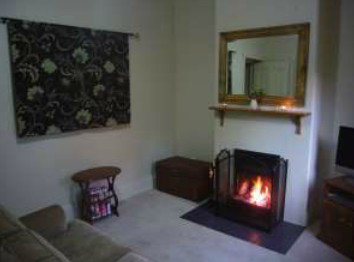 River Walk Cottage - New Castle Holiday 2