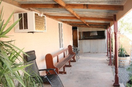 Meaney's Rest - New Castle Holiday 2